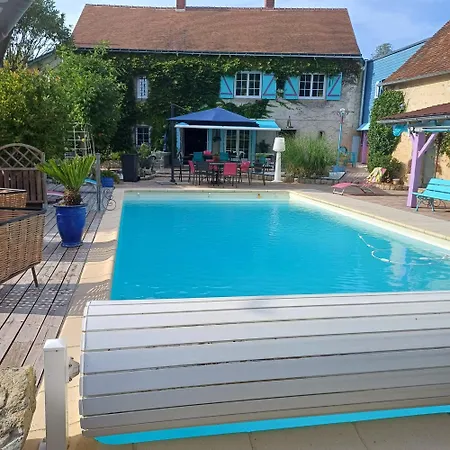 Country house Maison Atypique 3 Requeil
